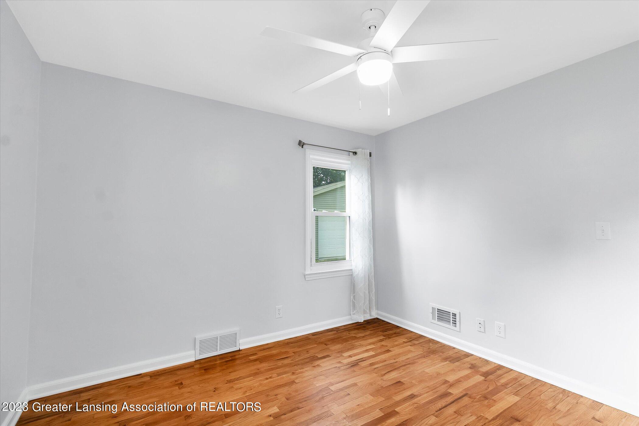 511 West Holmes Road Lansing, MI 48910 - Photo 20 of 36 20-511-W-Holmes-Rd-WindowStill-Real-Esta