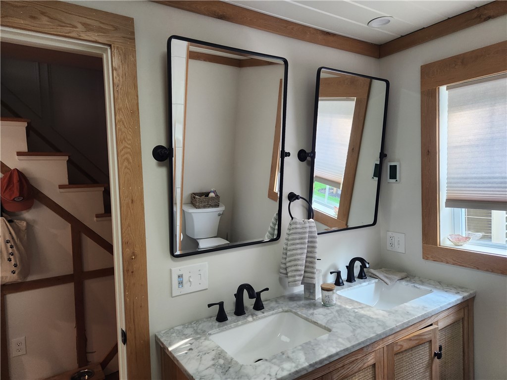 155 Hatchery Road North Kingstown, RI 02852 - Photo 13 of 23 Gallery Image 13