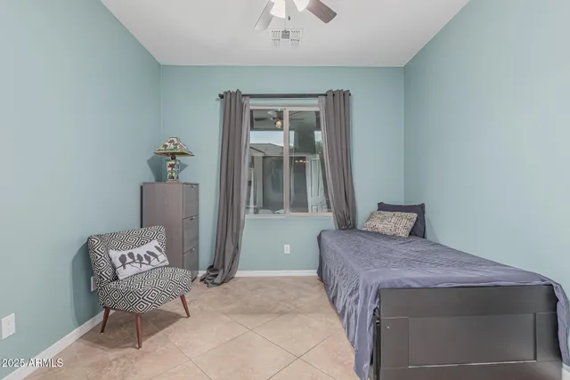 $575,000 | 4273 South Red Rock Street, Gilbert, AZ 85297