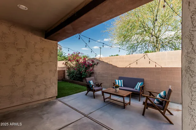 $575,000 | 4273 South Red Rock Street, Gilbert, AZ 85297