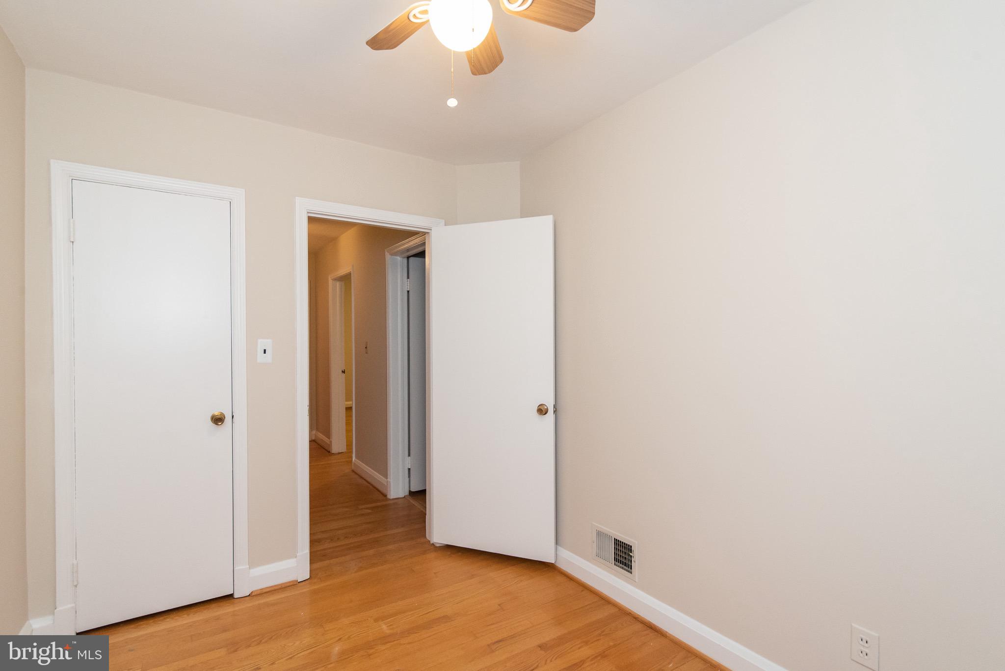 7133 Heathfield Road Baltimore, MD 21212 - Photo 25 of 36 BEDROOM 3