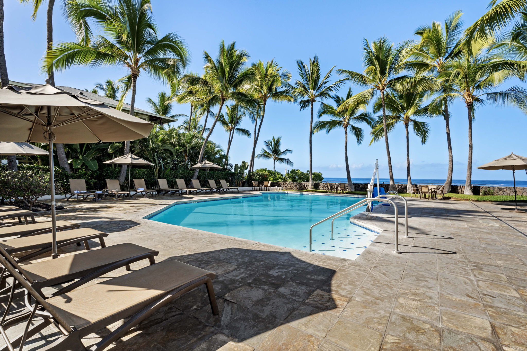 75-6040 Alii Drive, Unit 108 Kailua-Kona, HI 96740 - Photo 27 of 30 Gallery Image 27