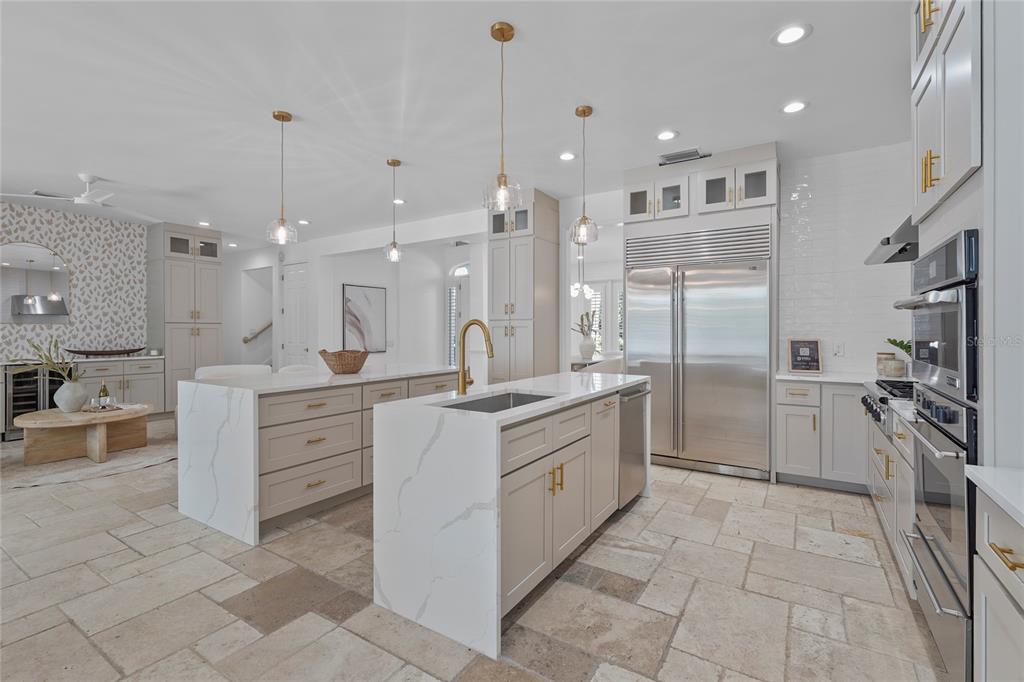 1826 Boyce Street Sarasota, FL 34239 - Photo 19 of 98