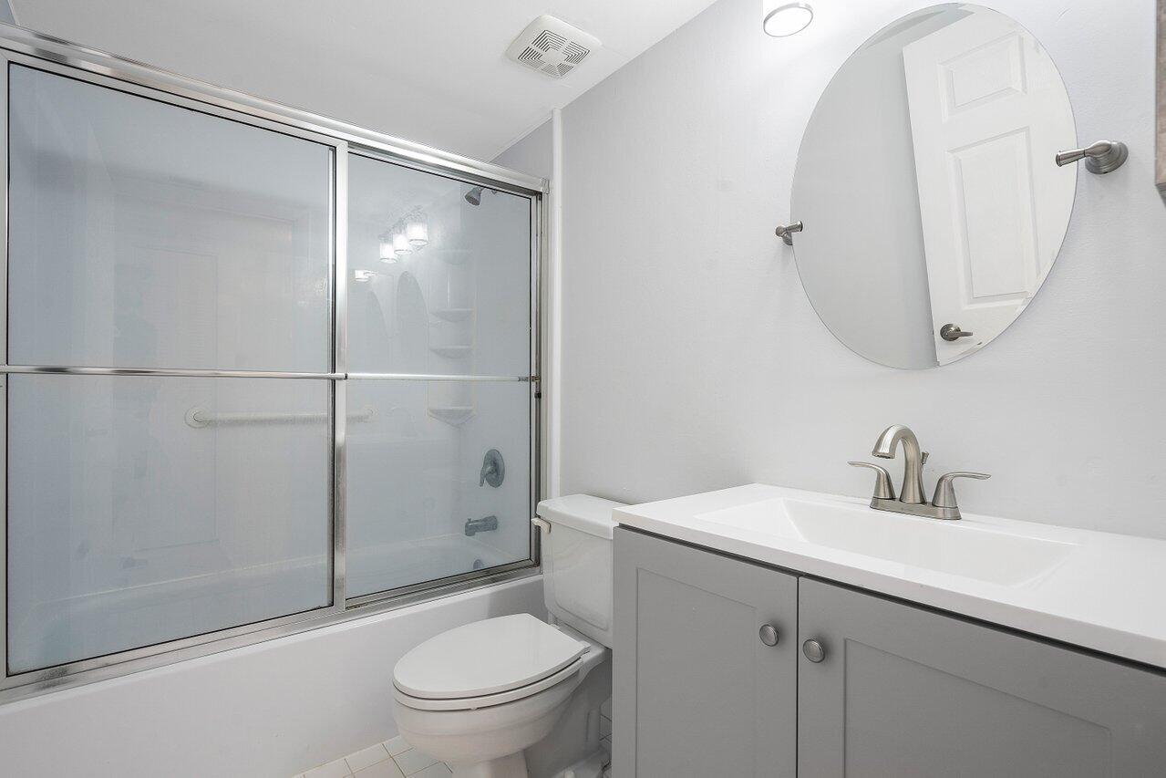 150 Northwest 70th Street, Unit 104 Boca Raton, FL 33487 - Photo 16 of 27 016-150Northwest70thStreet-BocaRaton-FL-