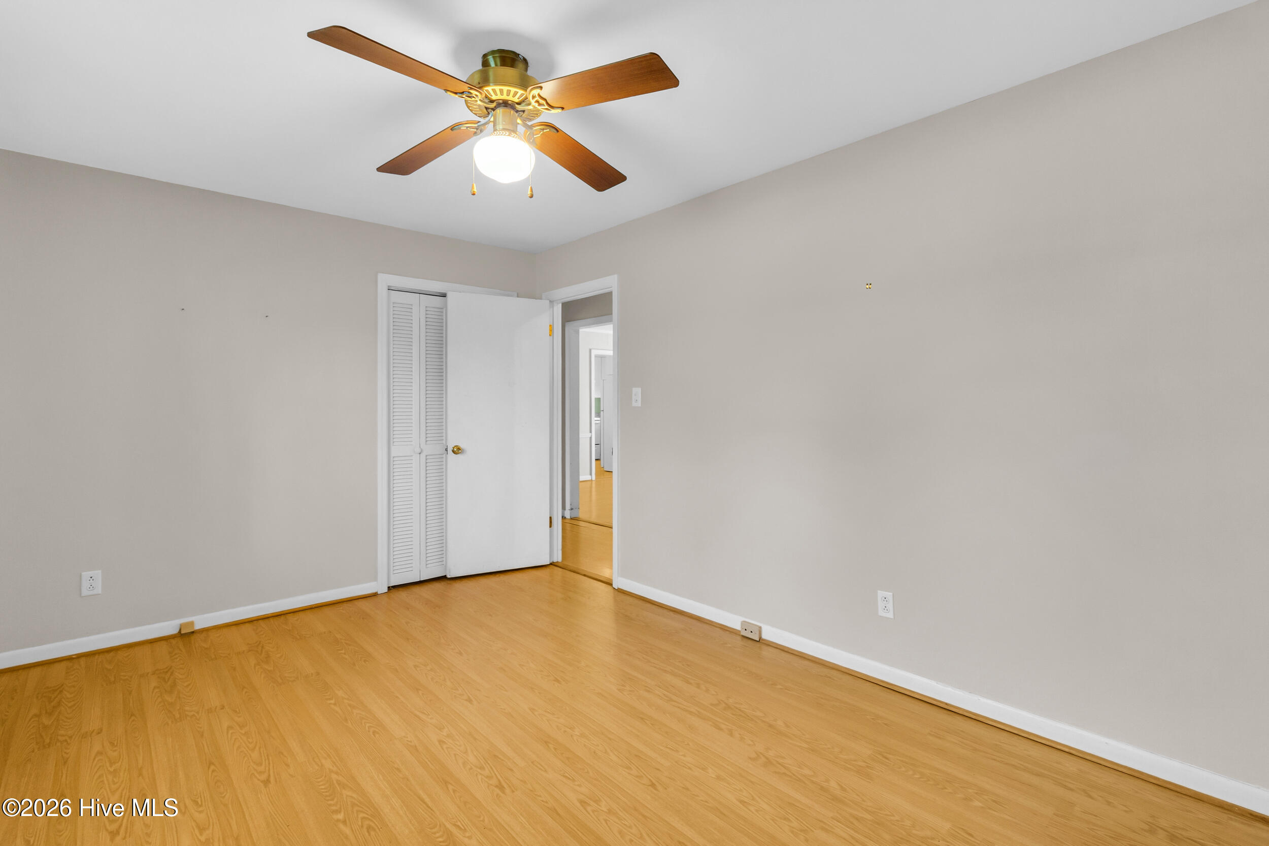 609 Edgehill Road Trent Woods, NC 28562 - Photo 19 of 49 Second Bedroom