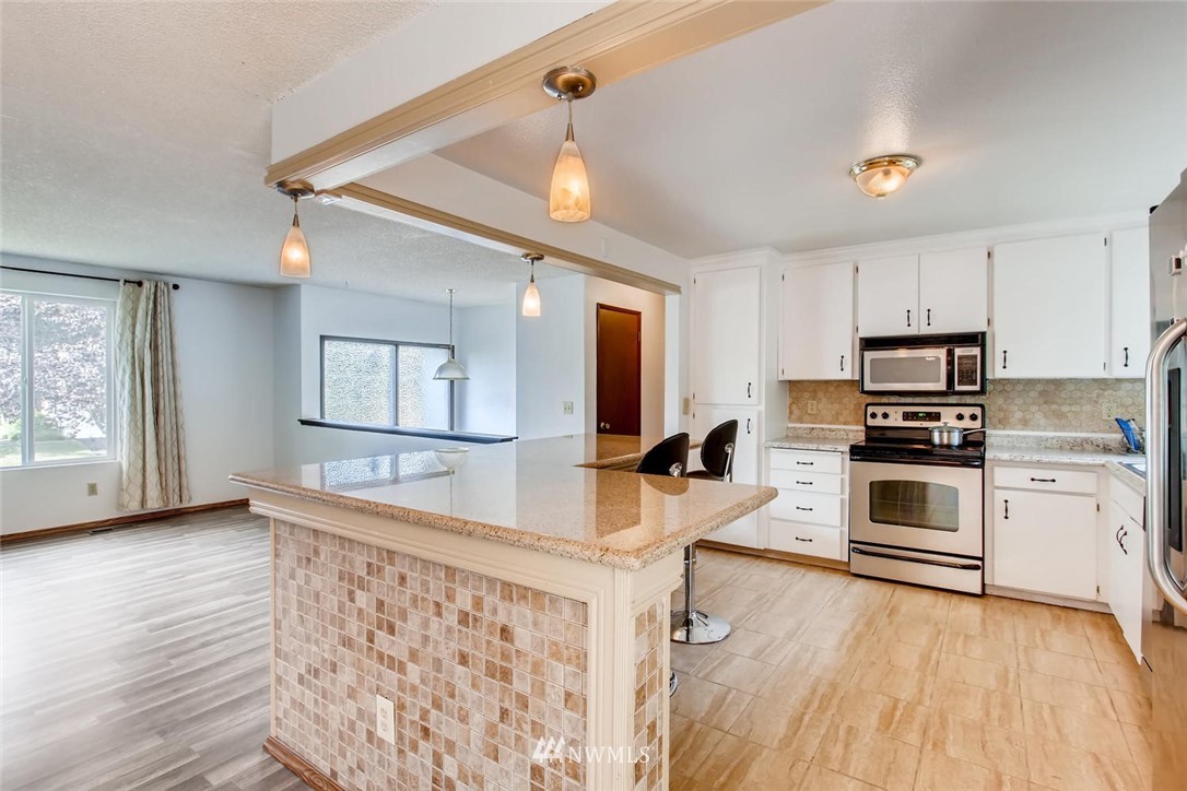 13001 Southeast 188th Street Renton, WA 98058 - Photo 8 of 25 Gallery Image 8