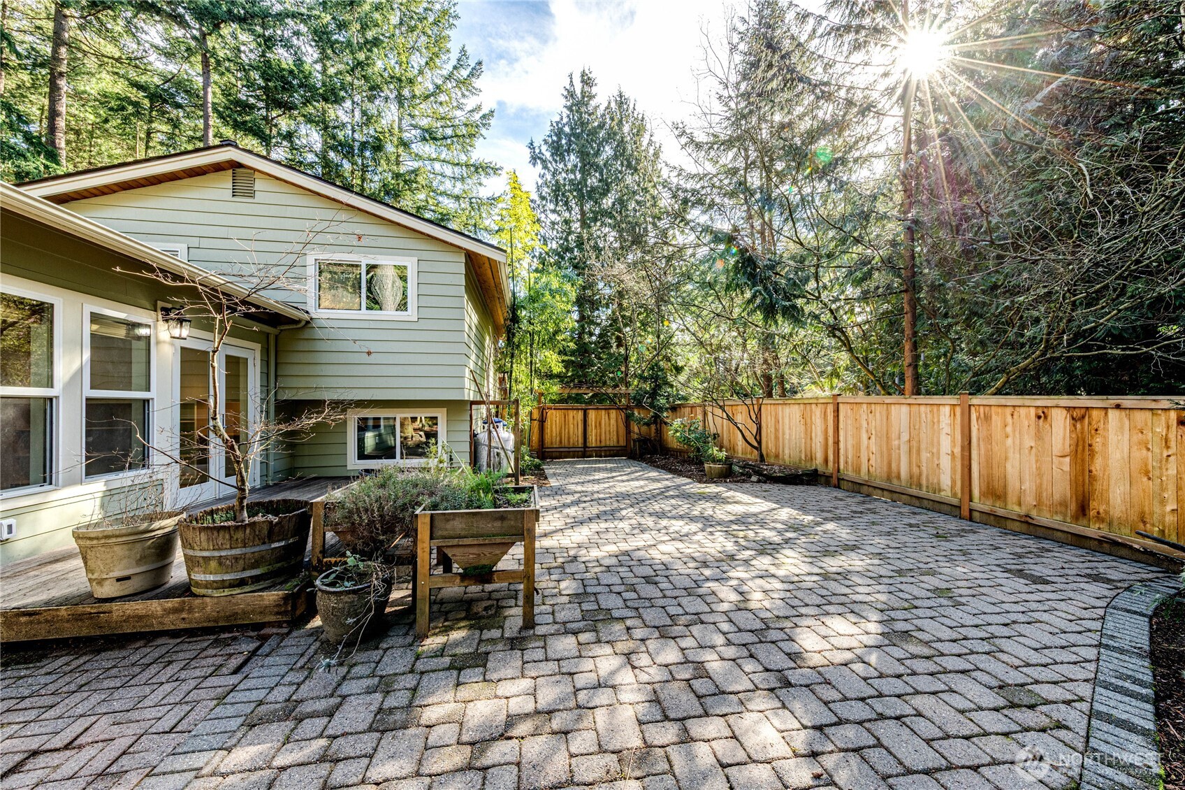 17324 Meadowdale Beach Road Edmonds, WA 98026 - Photo 30 of 40 Gallery Image 30