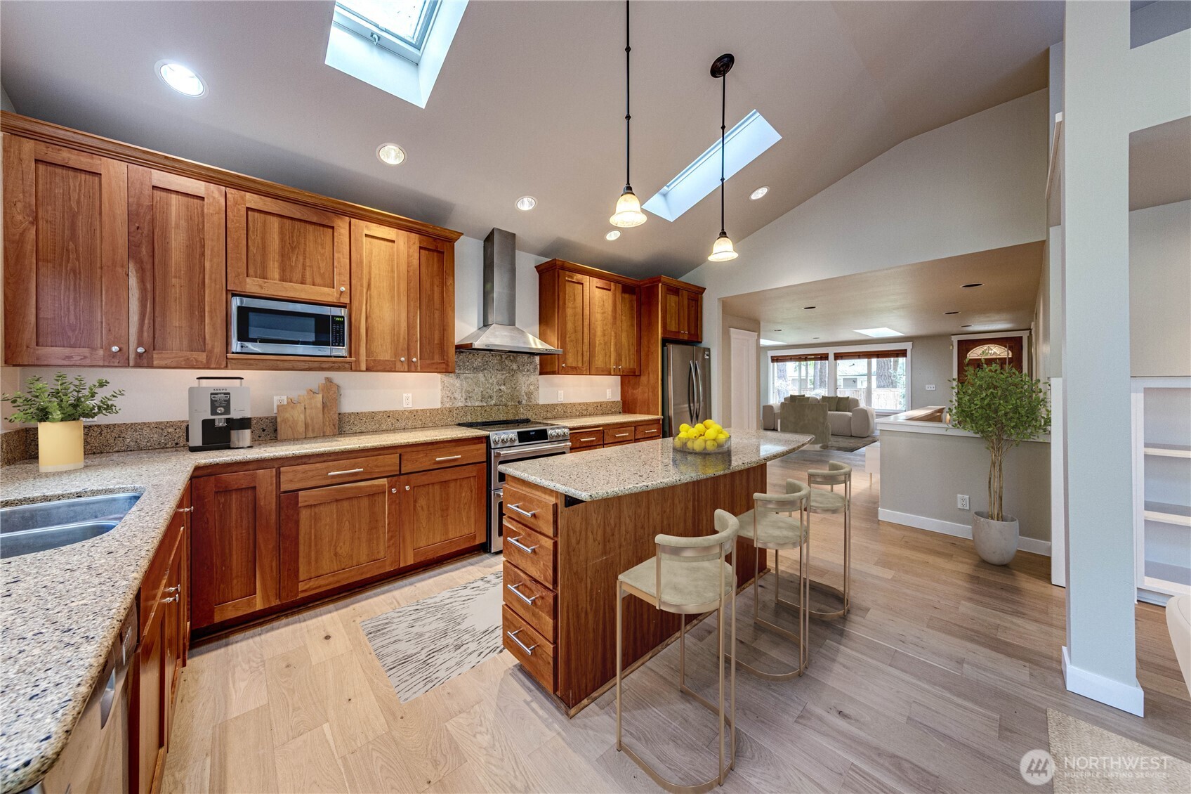 17324 Meadowdale Beach Road Edmonds, WA 98026 - Photo 8 of 40 Gallery Image 8