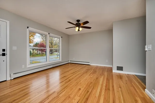 $379,900 | 12 Kingsberry Lane, Southampton, MA 01073