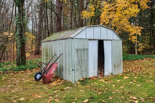 $379,900 | 12 Kingsberry Lane, Southampton, MA 01073