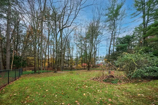 $379,900 | 12 Kingsberry Lane, Southampton, MA 01073