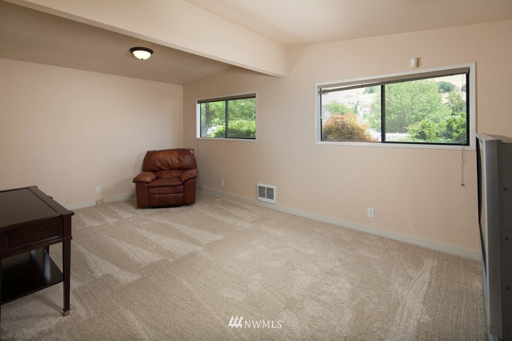 601 Riverside Drive Pateros, WA 98846 - Photo 14 of 23 Gallery Image 14