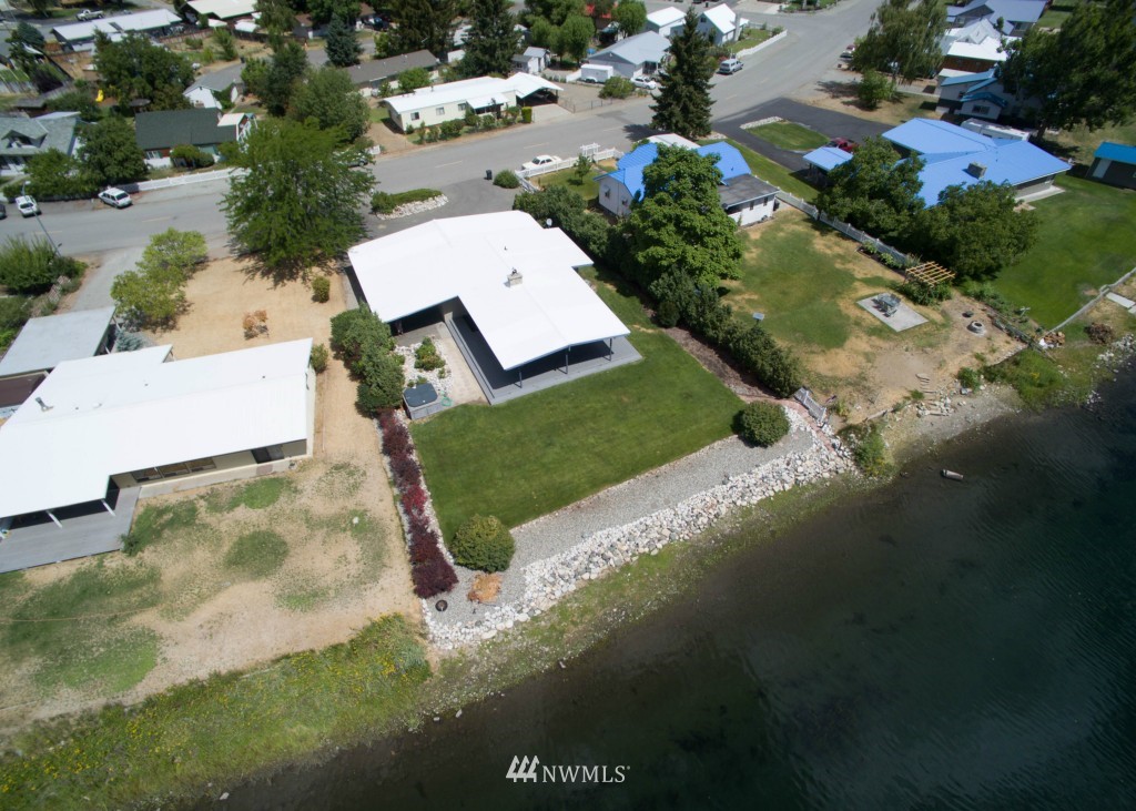 601 Riverside Drive Pateros, WA 98846 - Photo 4 of 23 Gallery Image 4