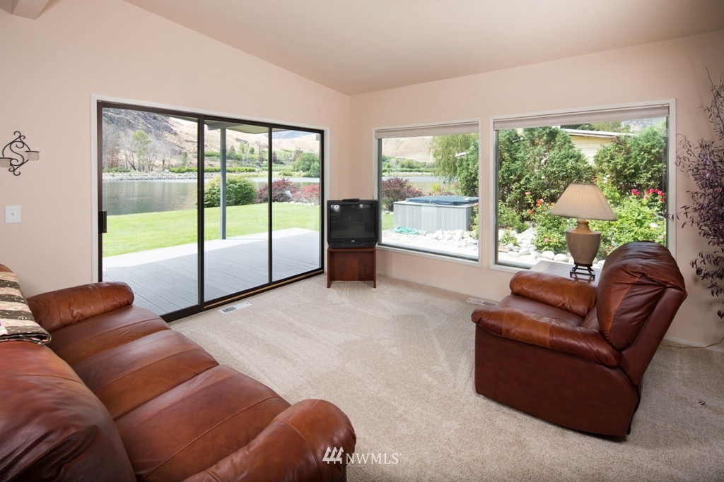 601 Riverside Drive Pateros, WA 98846 - Photo 7 of 23 Gallery Image 7