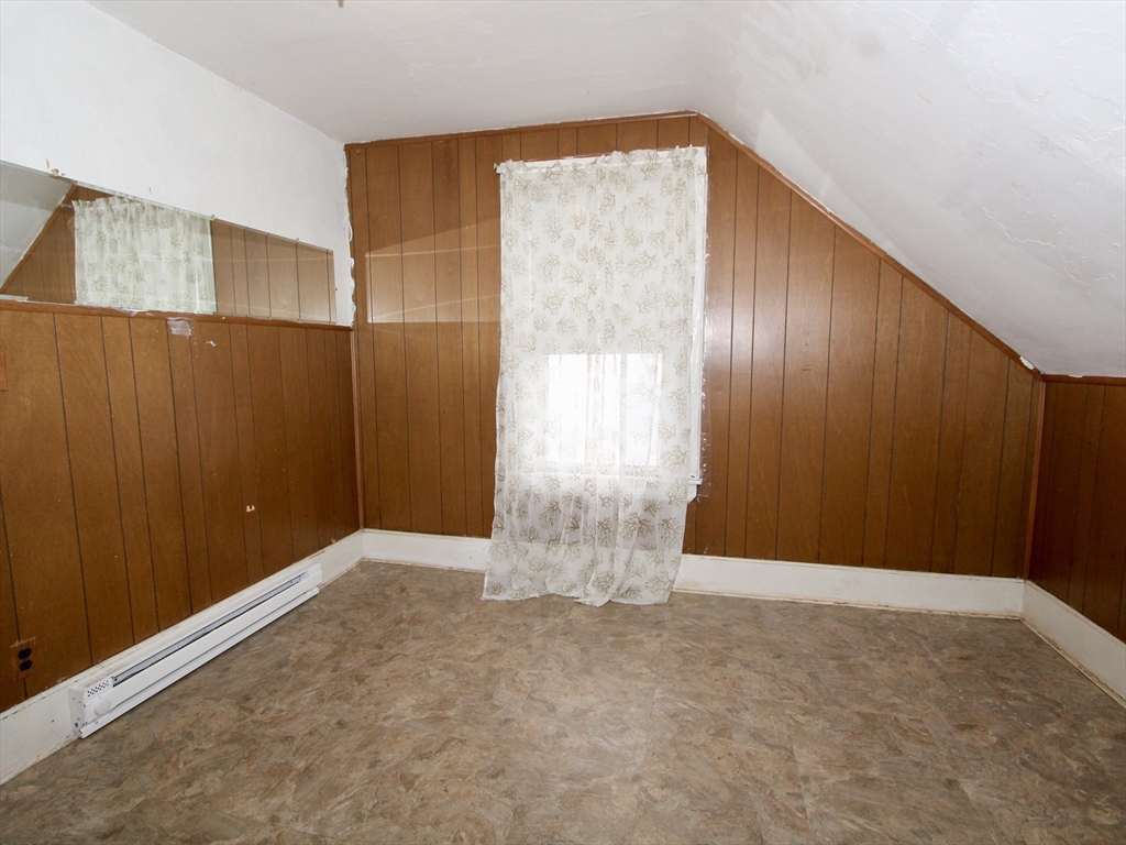 18 South Stowell Street Worcester, MA 01604 - Photo 10 of 16 an empty room with windows