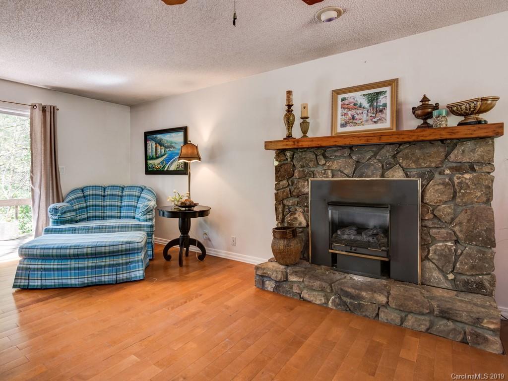 411 English Road Spruce Pine, NC 28777 - Photo 14 of 36 Gallery Image 14