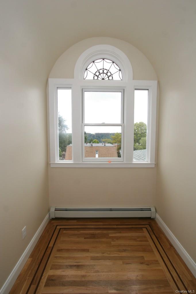 385 Palisade Avenue, Unit 3 Yonkers, NY 10703 - Photo 5 of 22