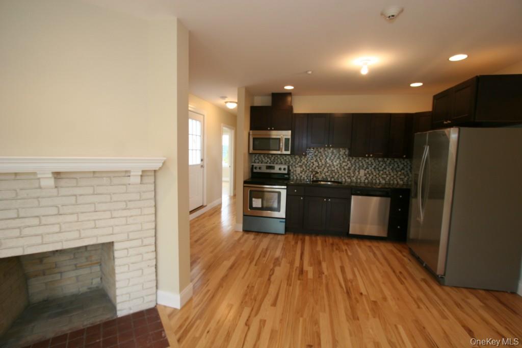 385 Palisade Avenue, Unit 3 Yonkers, NY 10703 - Photo 10 of 22