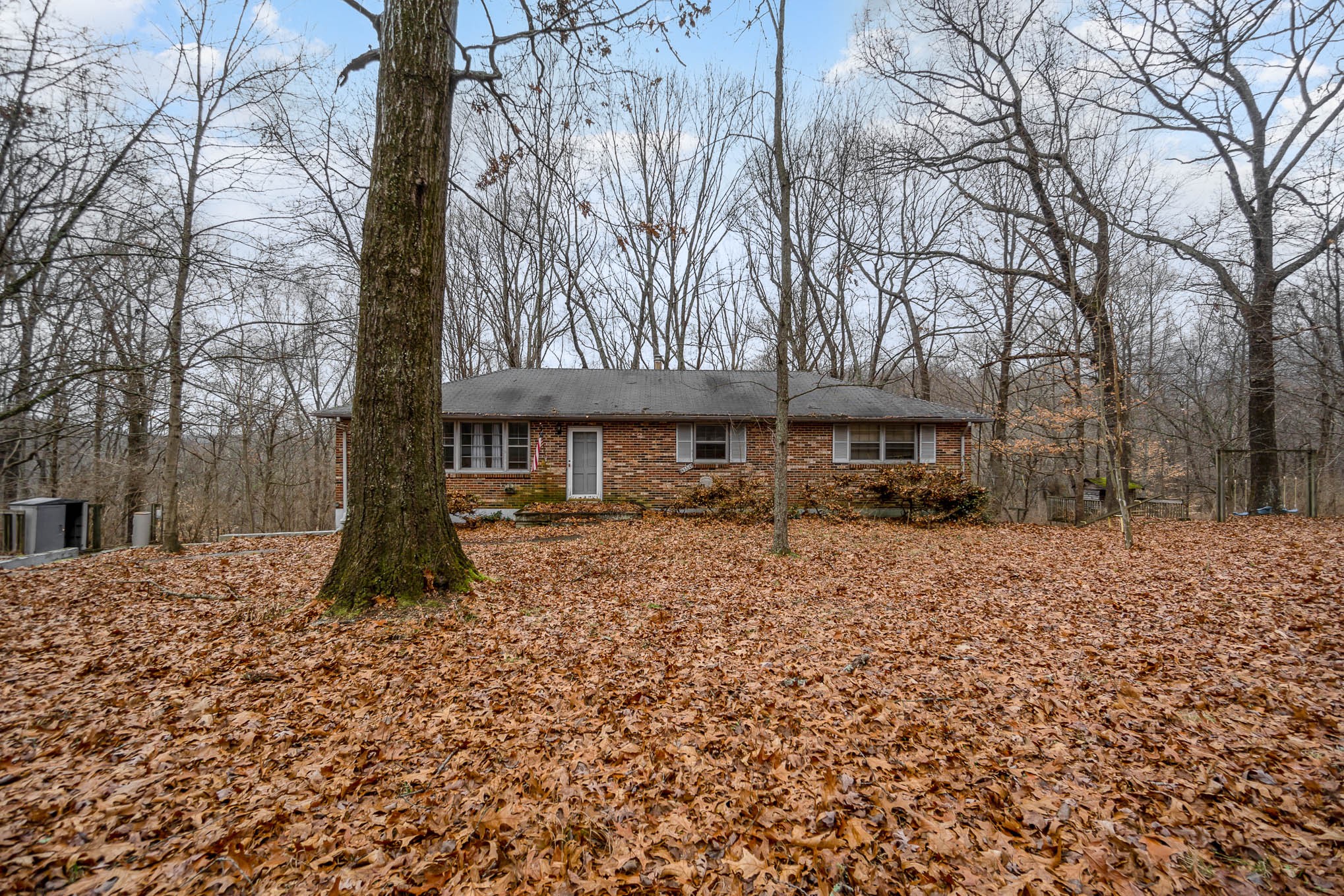 8552 Lewis Road Nashville, TN 37221 - Photo 1 of 19 Gallery Image 1