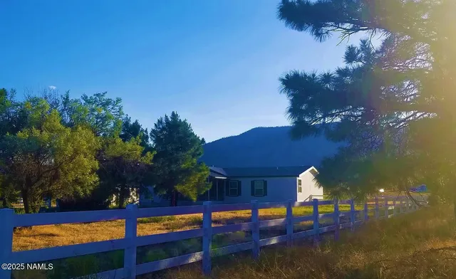 a view of a terrace with sitting area