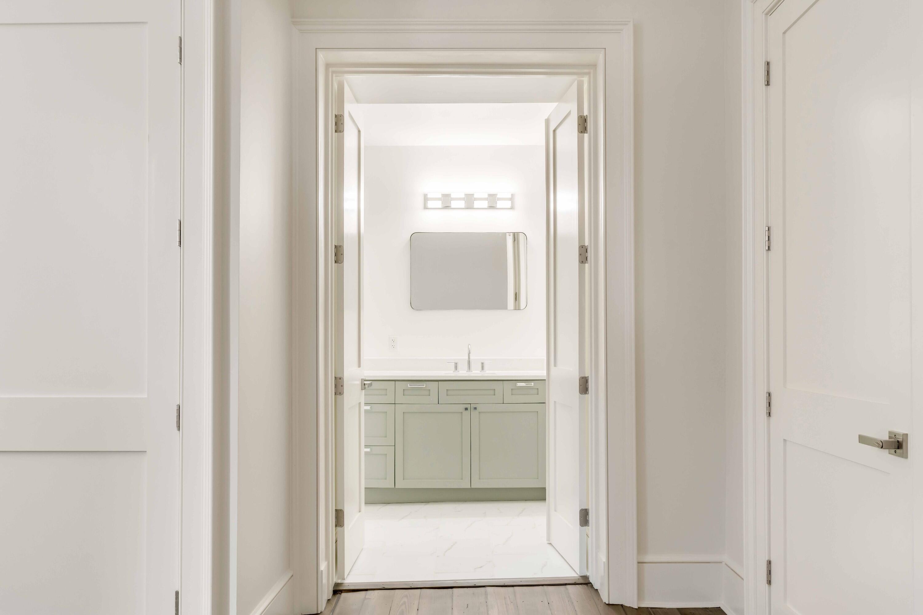 7 State Street Charleston, SC 29401 - Photo 16 of 57 photo_016