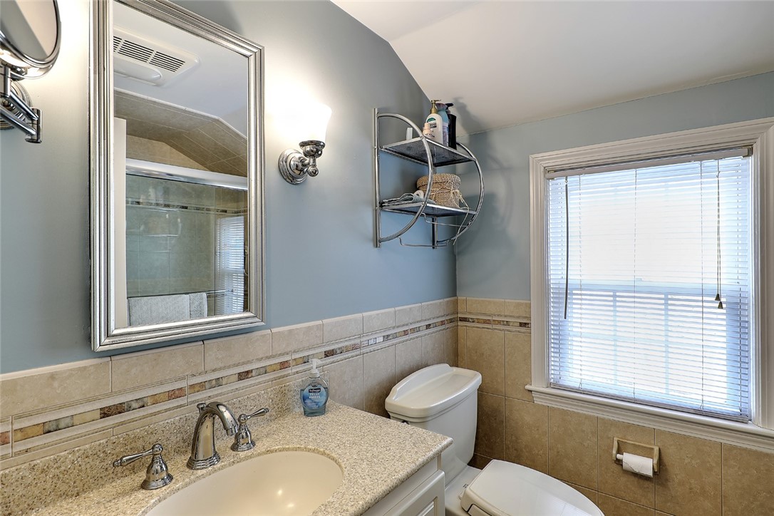 7 Lafayette Road Barrington, RI 02806 - Photo 22 of 27 Gallery Image 22