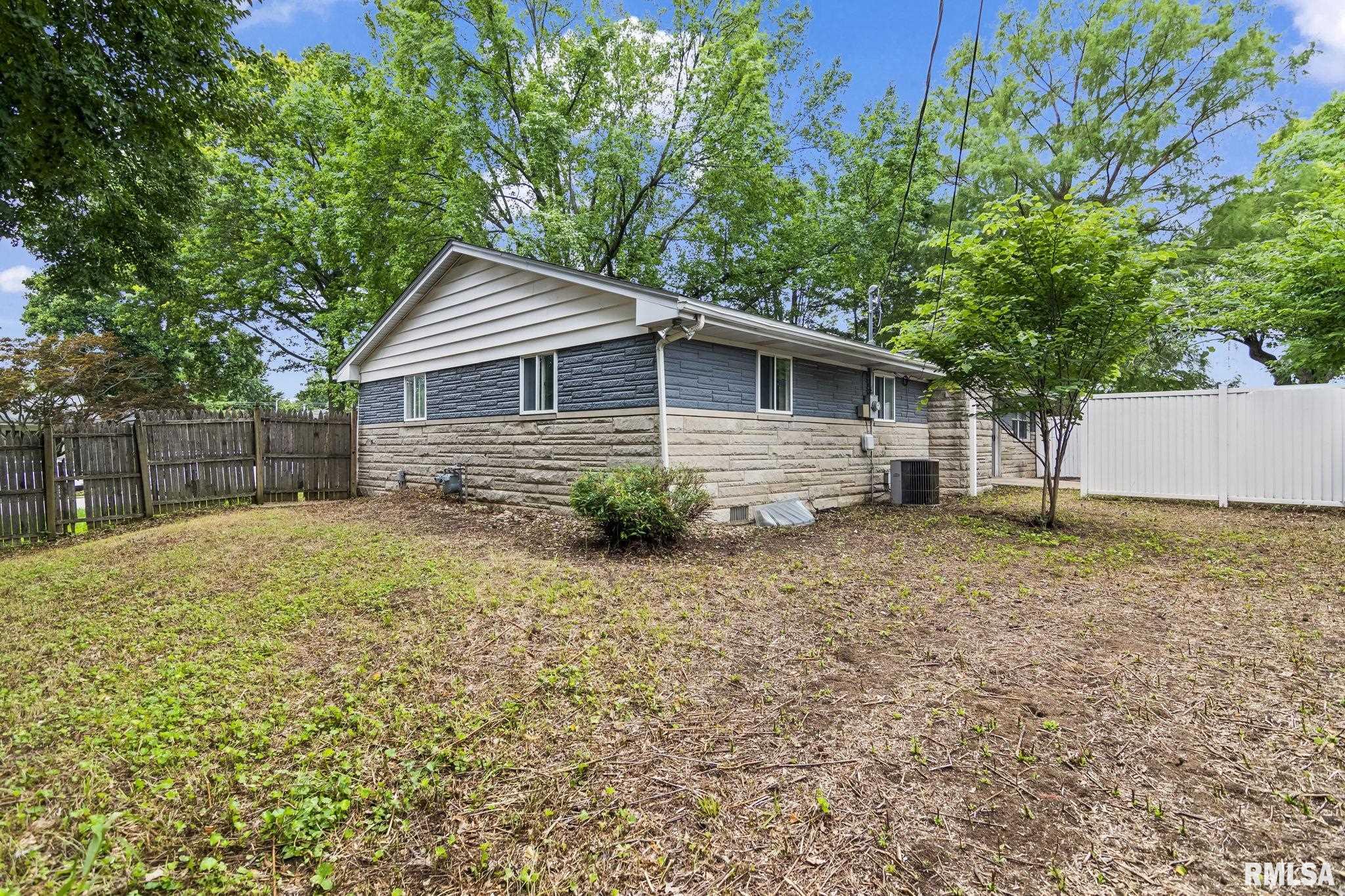 2205 Whitefield Road Springfield, IL 62704 - Photo 31 of 33