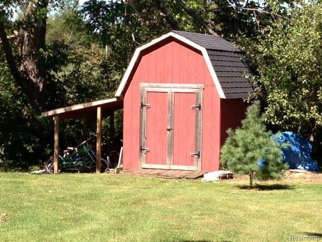 7218 Wiggins Road Howell, MI 48855 - Photo 23 of 25 shed