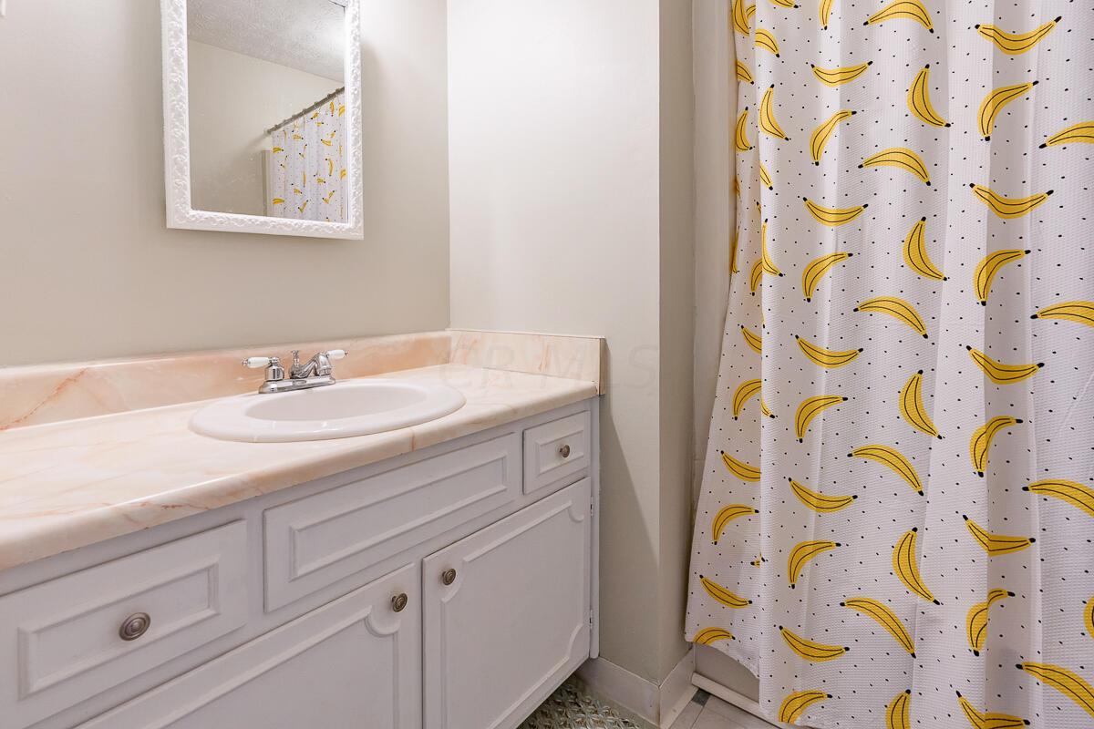 4106 Spring Flower Court Columbus, OH 43230 - Photo 21 of 33