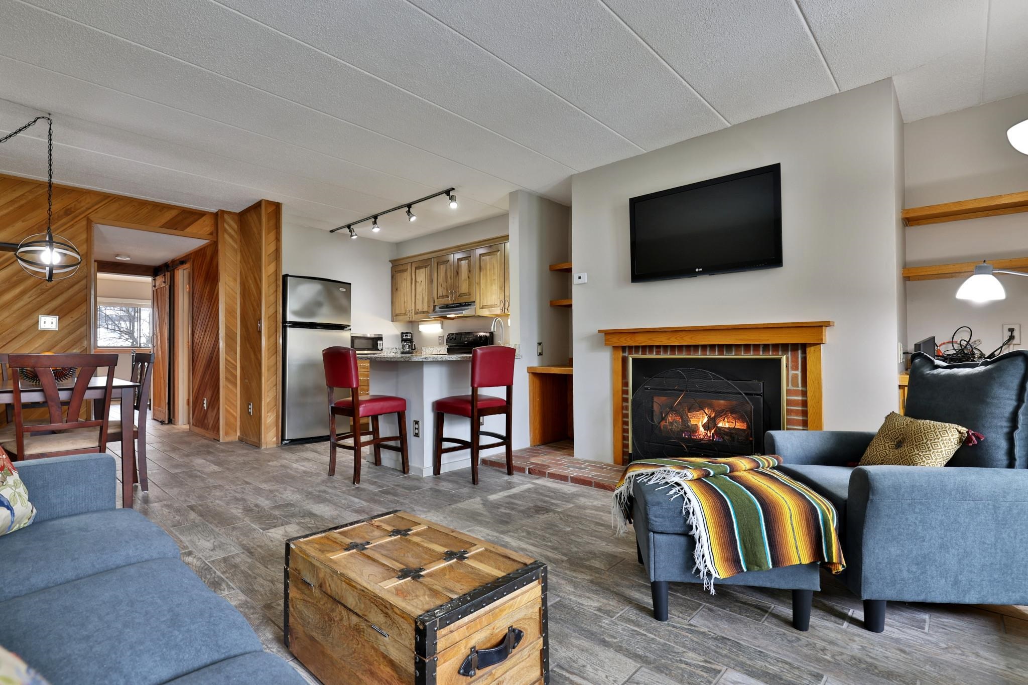 257 Old Mill Road, Unit E12 Killington, VT 05751 - Photo 13 of 37