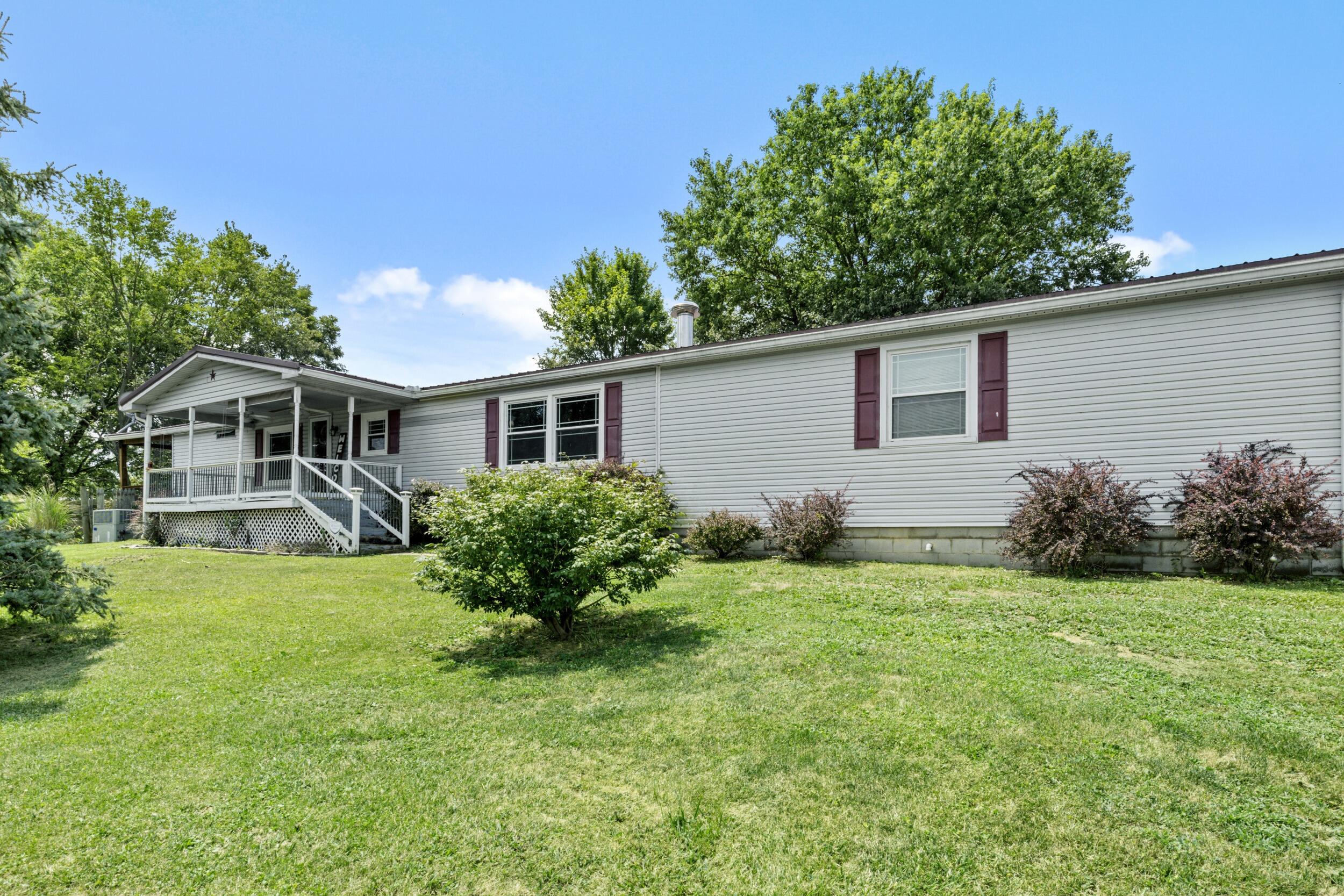 1078 Graves Road Stamping Ground, KY 40379 - Photo 2 of 42 IMG_7242