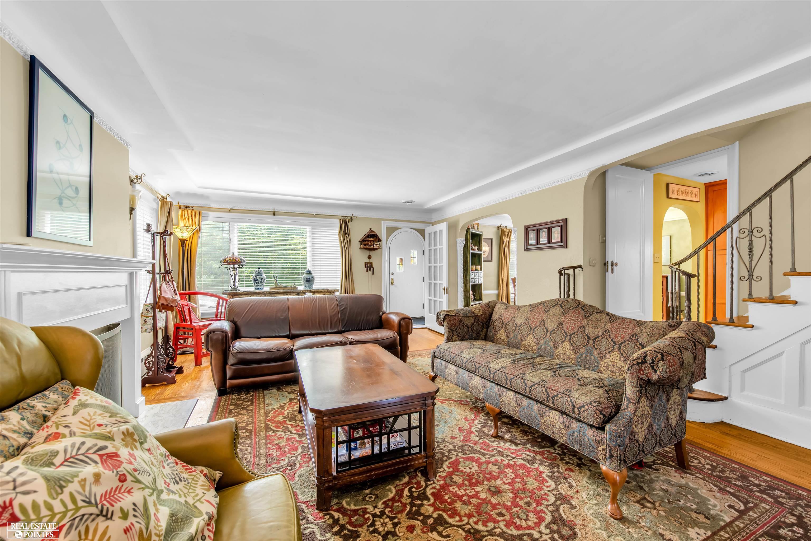1346 Bishop Road Grosse Pointe Park, MI 48230 - Photo 6 of 31