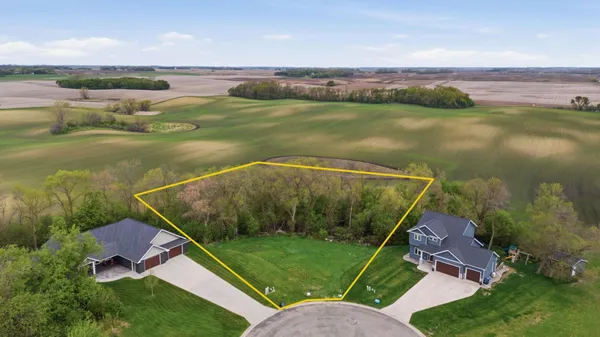 $69,994 | 552 Leonard Street, Hawley, MN 56549