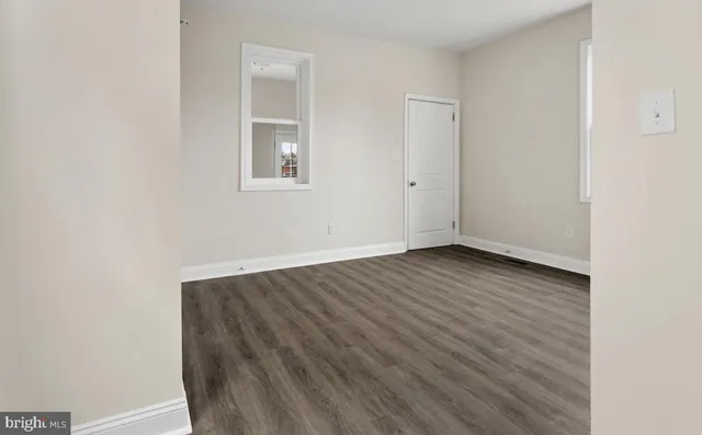 $2,075 | 300 East Front Street, Media, PA 19063