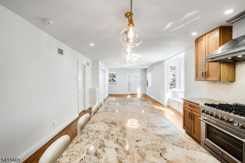 11 Walnut Street Little Falls, NJ 07424 - Photo 4 of 22