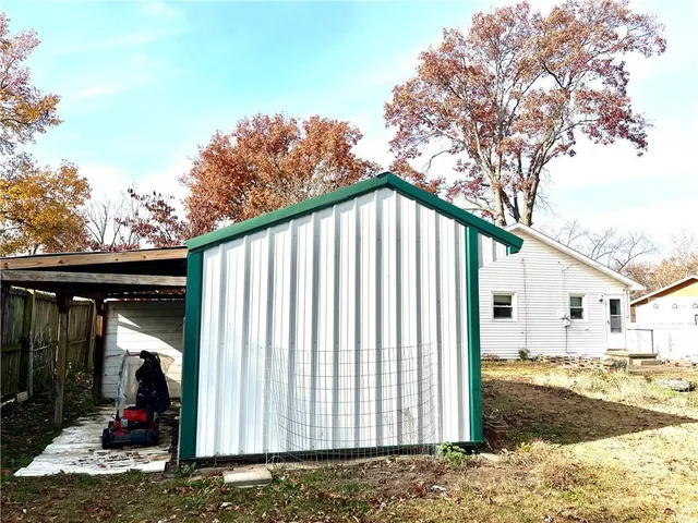 $129,900 | 1128 North Clay Street, Nevada, MO 64772