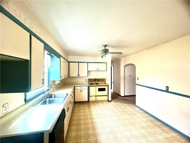 $129,900 | 1128 North Clay Street, Nevada, MO 64772