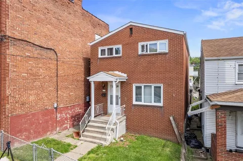 $95,000 | 803 7th Street, McKees Rocks, PA 15136