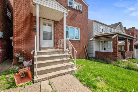 $95,000 | 803 7th Street, McKees Rocks, PA 15136