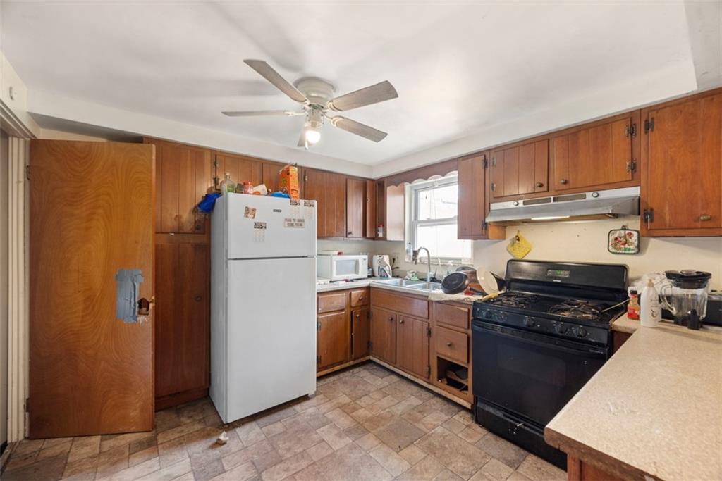 803 7th Street McKees Rocks, PA 15136 - Photo 8 of 28