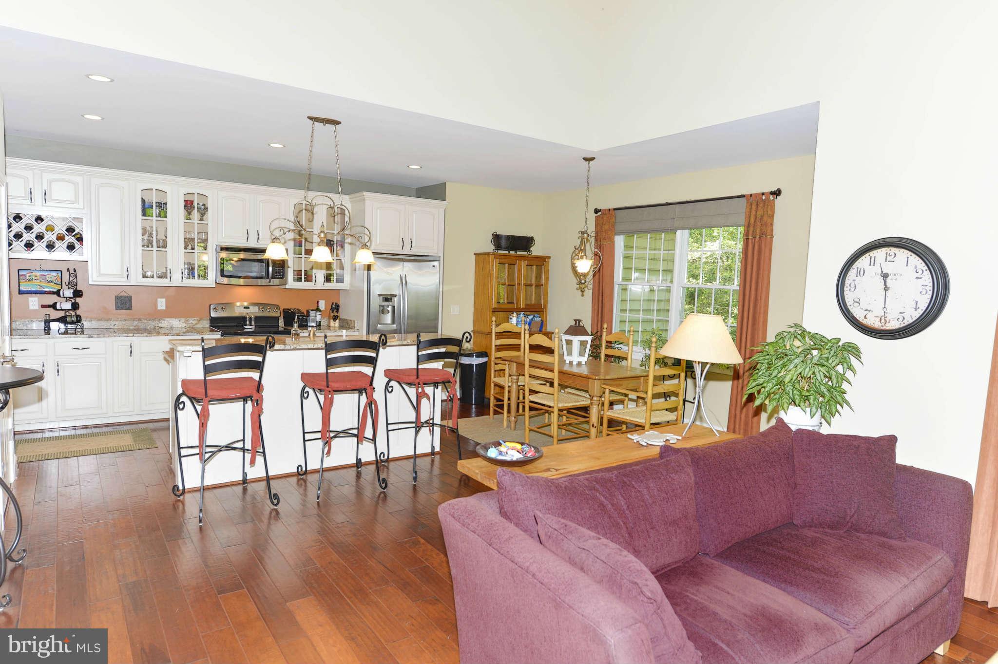 935 Winding Road Edgewater, MD 21037 - Photo 11 of 21 Interior (General)