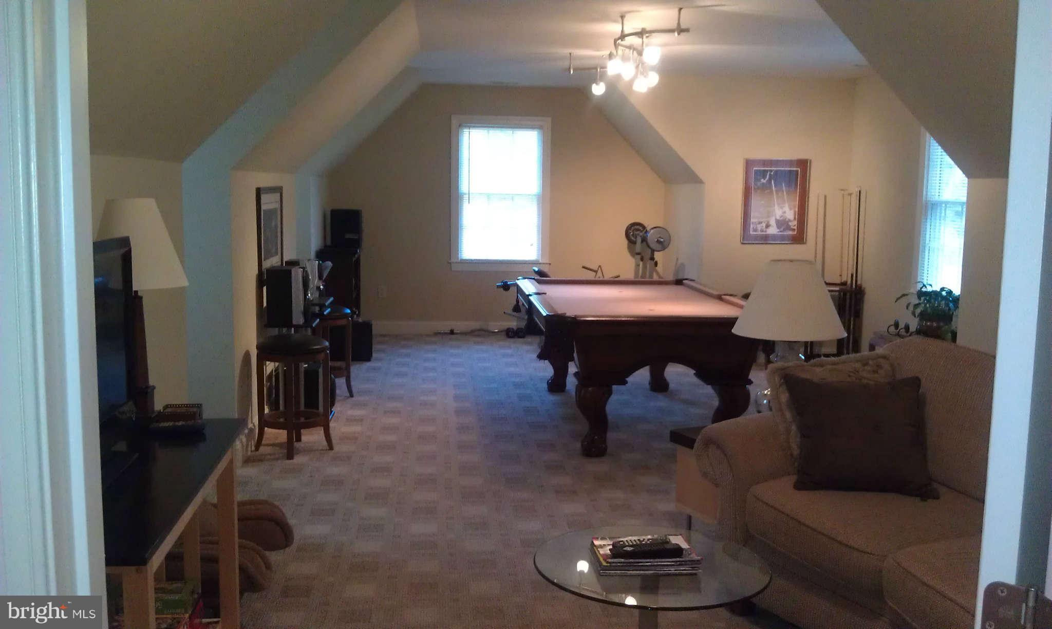 935 Winding Road Edgewater, MD 21037 - Photo 17 of 21 Interior (General)