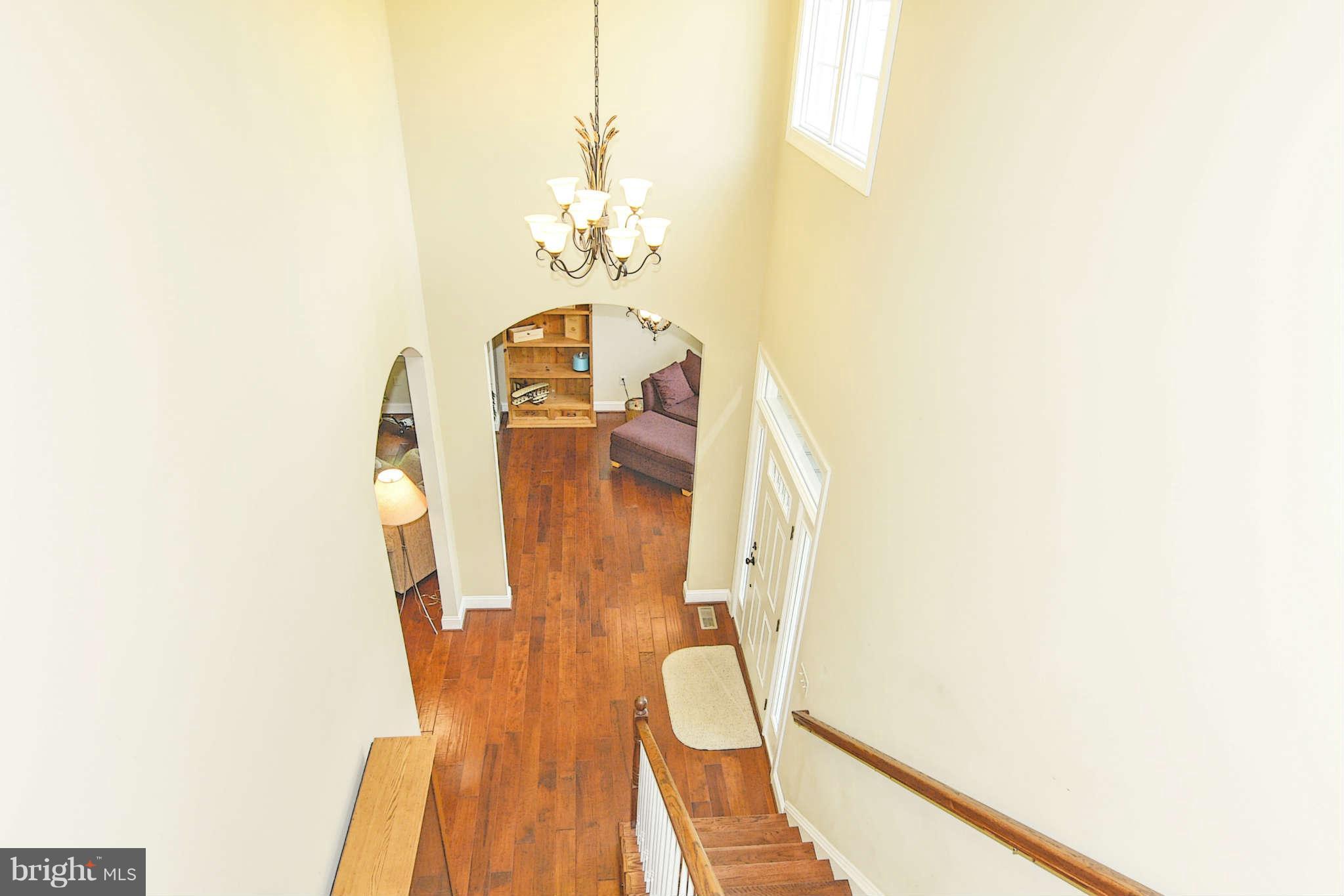 935 Winding Road Edgewater, MD 21037 - Photo 3 of 21 Interior (General)