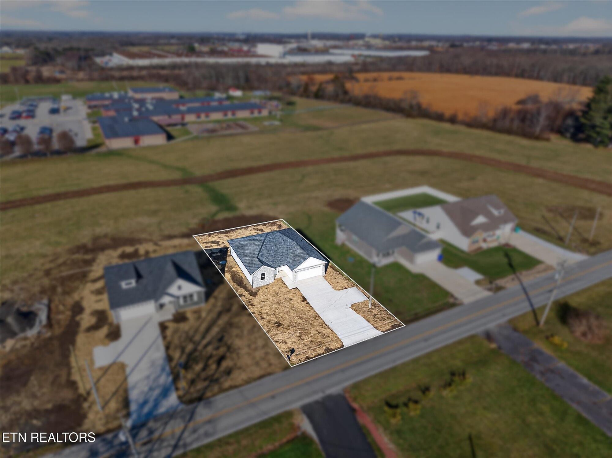 1311 Cook Road Crossville, TN 38555 - Photo 2 of 32 Gallery Image 2