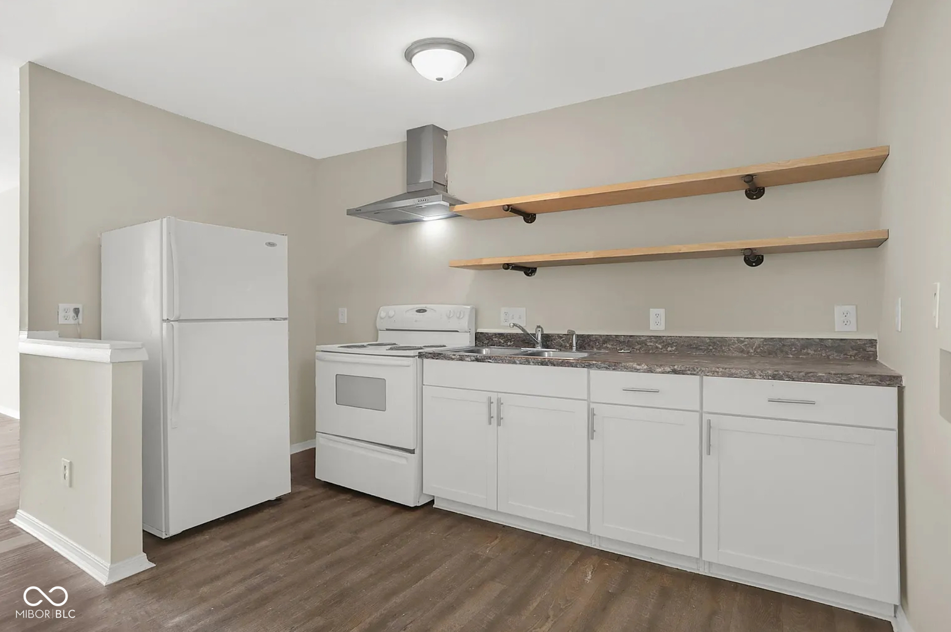 6028 Dickson Road Indianapolis, IN 46226 - Photo 3 of 8 Gallery Image 3