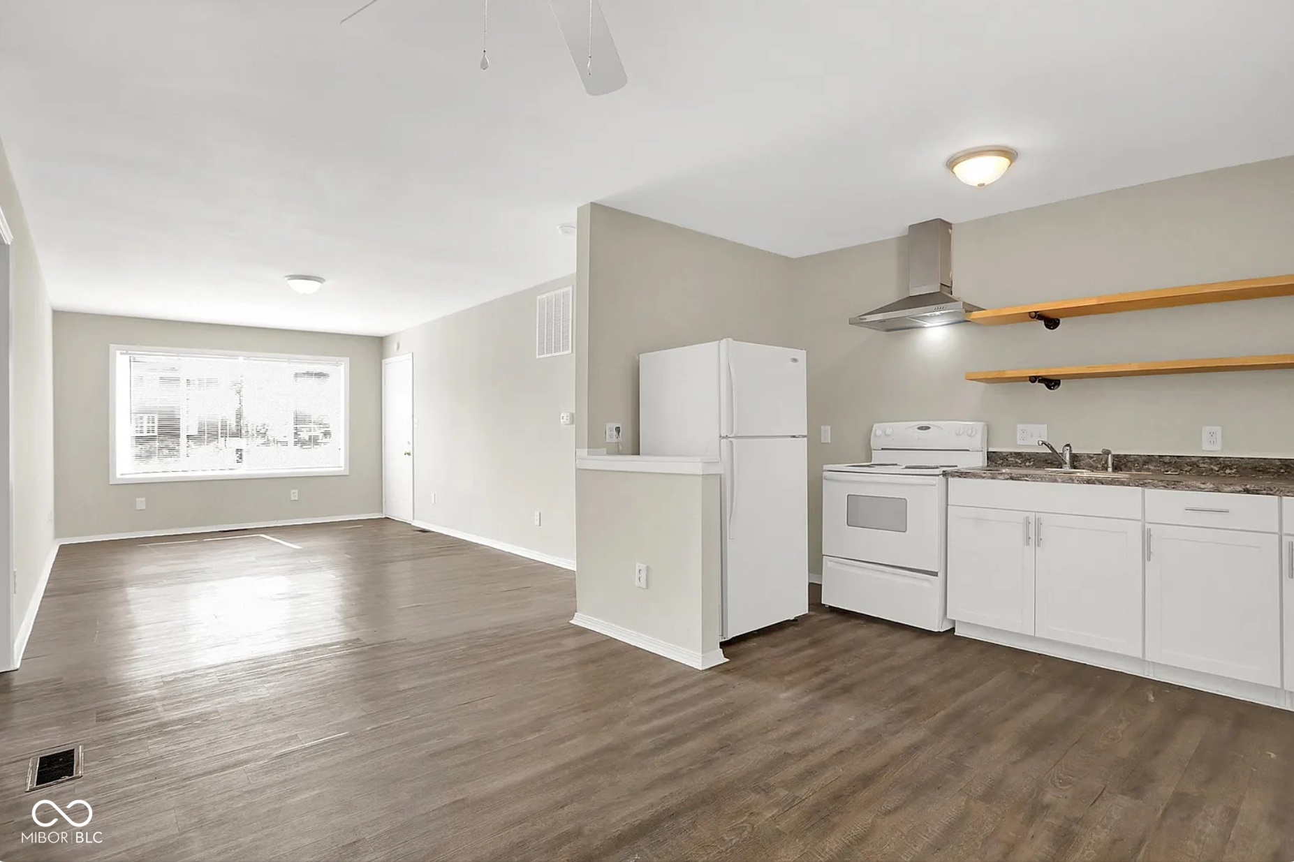 6028 Dickson Road Indianapolis, IN 46226 - Photo 4 of 8 Gallery Image 4