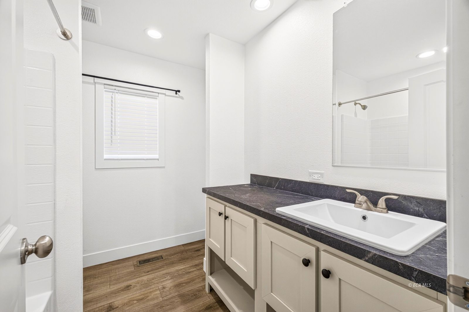 937 Spring Valley Parkway Spring Creek, NV 89815 - Photo 25 of 39
