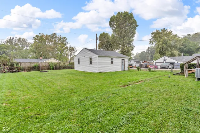 $162,500 | 8167 Sugar Creek Myrtle Lane, Fairland, IN 46126