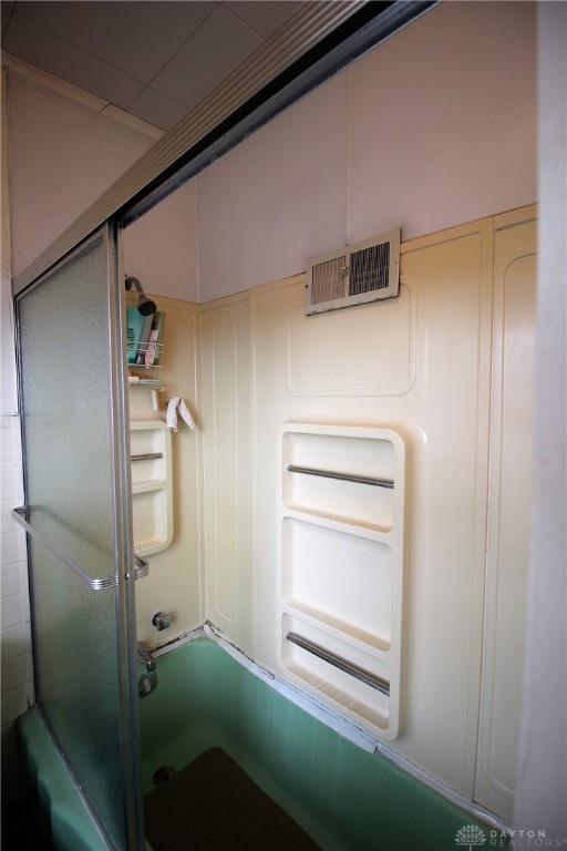 1265 Ellis Road Union City, OH 45390 - Photo 15 of 45 Full Bath Shower