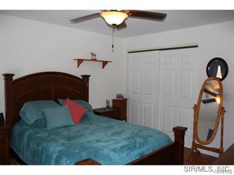 16573 Oak Bridge Road Brighton, IL 62012 - Photo 13 of 24 Gallery Image 13